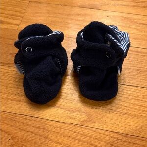 Cozy Navy Baby Booties